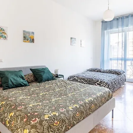 Duomo-navigli - Two Bedrooms & Terrace With Wi-fi Milan